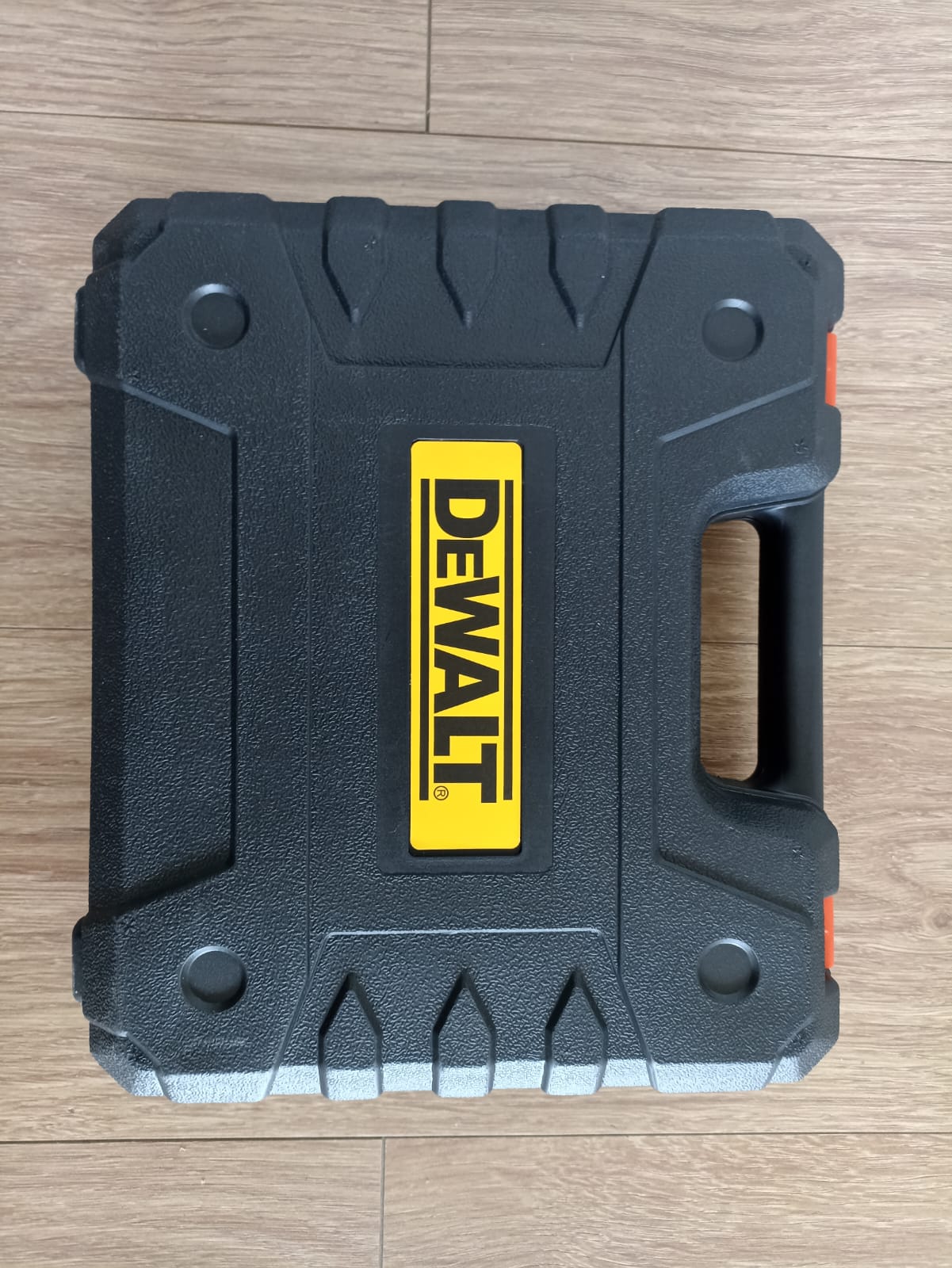 Miniatura 6 de TALADRO 1801 VOLTIOS  DEWALT